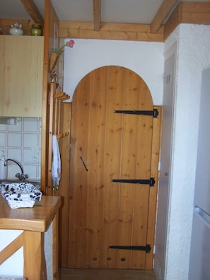 porte fermant le coin cabine