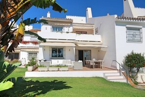 Terrace and gardens