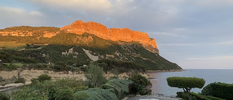 coucher de soleil depuis l'appartement
Sunset , view from the lodging