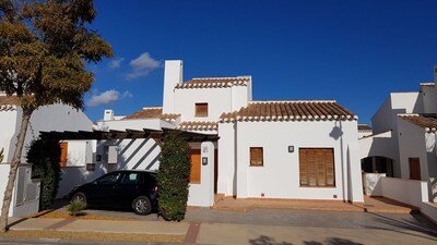 Villa Rhia - ¡Una lujosa villa de 5 estrellas en un entorno increíble! 