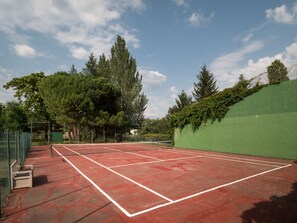 Sport court
