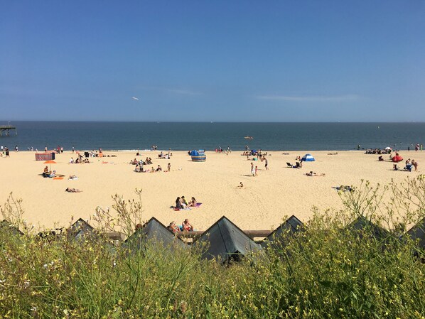 stunning beaches opposite the apartment, a perfect get away.