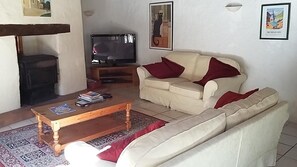 Comfortable lounge area with Satellite TV and wi-fi throughout
