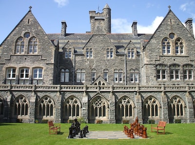 The Classrooms at Loch Ness- A stunning home for home in Historic Abbey