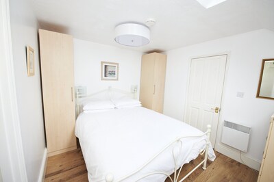 Lyon Court - The Garret (2 bedrooms with Heated Pool.  Sleeps 6)