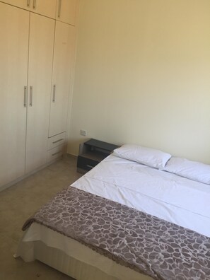 Second double bedroom 