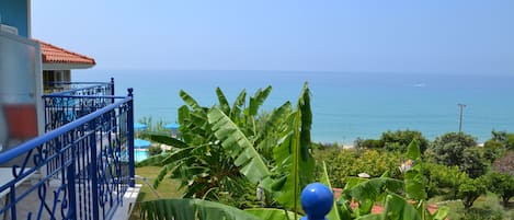 Kefalonia, Lourdas beach studios: Balcony offers a lovely sea view . Waterside