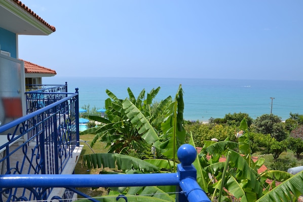 Kefalonia, Lourdas beach studios: Balcony offers a lovely sea view . Waterside