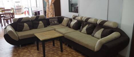 Homestay Budget Bestari- Near UTM Skudai