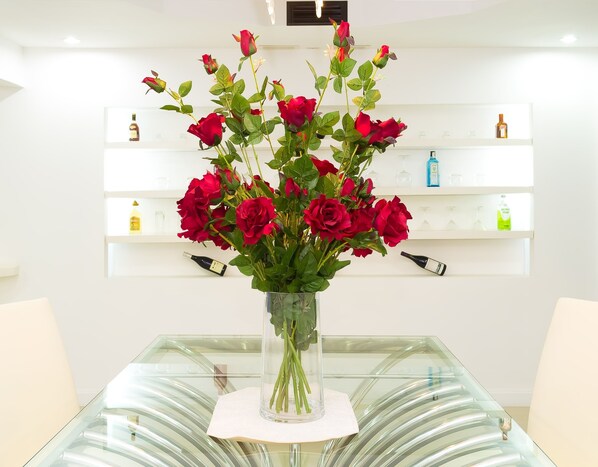 White Elegance with a Touch of Modern