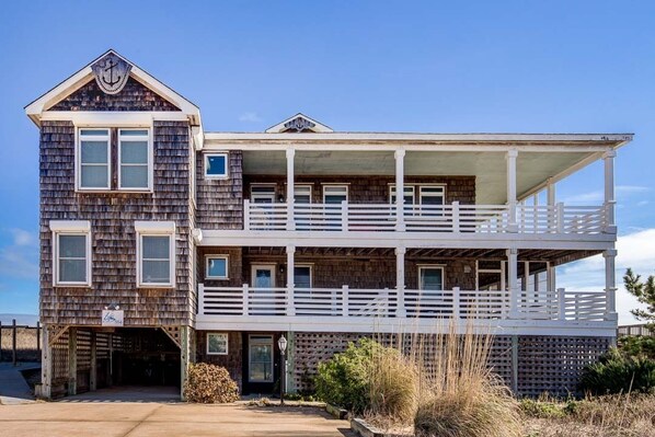 Front Exterior of Klein Cottage