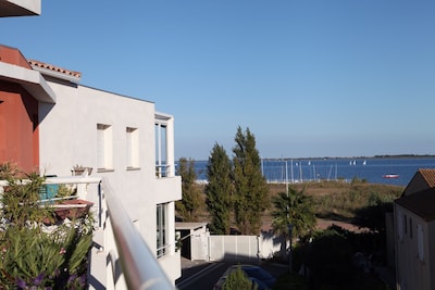 Appartement exceptionnel orienté sud et ouest, grandes terrasses, superbes vues sur la mer et la ville