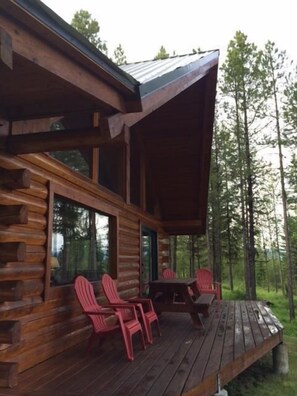 Front deck with view of mountains