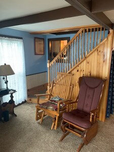 Vintage Lake Ontario cottage built in 1902.