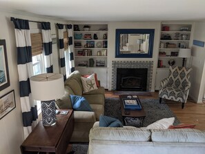 Main living space, open to kitchen/dining, w seating to gather all
