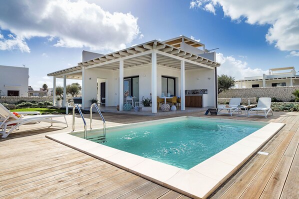 Pool, Summer