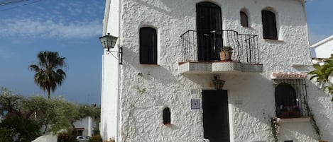 Front of  'Casa de las Palmas'