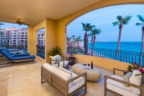 Beautiful terrace to relax and have a cocktail