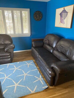 Tv room