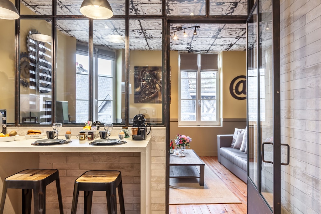 Charms 2 Studio In The Heart Of The Historic Center Of Honfleur Official Studio In Honfleur France