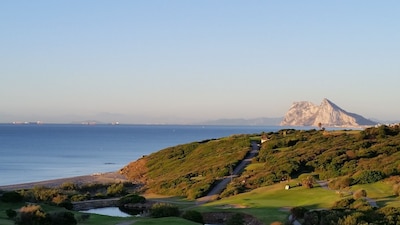 New front line beach/Golf with views of Gibraltar and Africa.