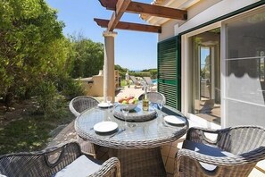 Beautiful 3 bedroom villa with Sea Views Vale do Lobo W143 - 3