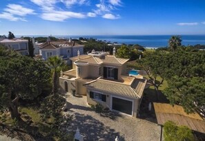 Beautiful 3 bedroom villa with Sea Views Vale do Lobo W143 - 4