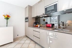 Modern and open plan kitchen