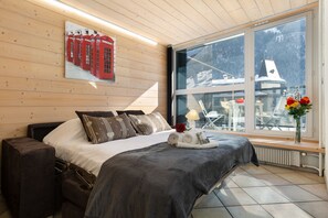 Confortable double sofa bed