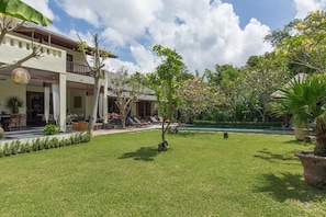 3 Bedroom villa, Family holiday in Bali