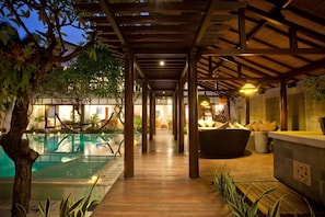 6 Bedrooms Villa in Sanur For Big Groups