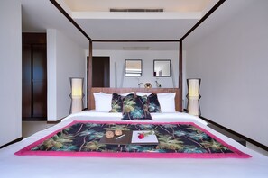 All bedrooms have en-suite bathroom.