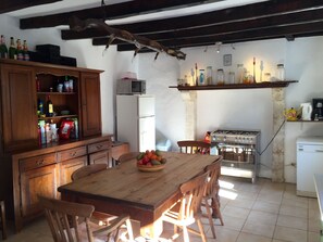 Kitchen - new fridge freezer now installed