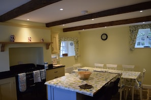 Dinning kitchen with table for up to 10 people 