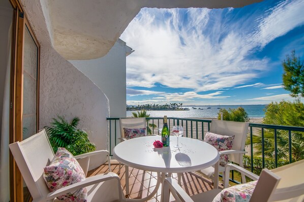Appartement en première ligne à Puerto de Alcudia.
