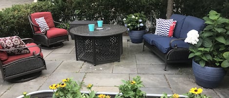 Outdoor Seating Area with Fire Pit