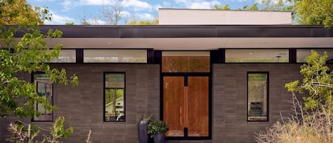 Midcentury modern architect designed custom home built 2013