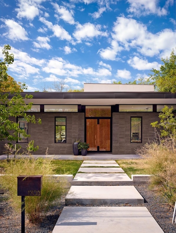 Midcentury modern architect designed custom home built 2013