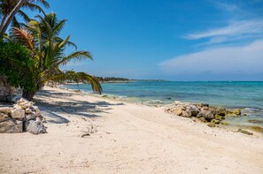 Dos Jaguares South Akumal, Beachfront Villa - The beach at Villa Dos Jaguares