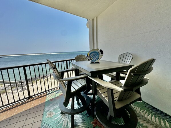 What a great spot to have all of your meals!