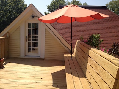 Apartment in the trees of Historic Downtown Helena