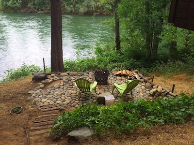 On the Trinity River, Fire Pit, Dogs OK, Privacy, Historic Miner's Cabin