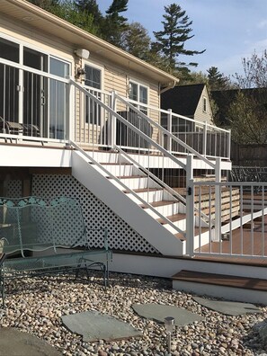 Multi-Level Deck with Gas Grill