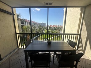 5-301 Lanai