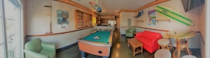 Spielezimmer