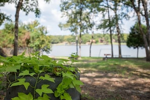 The views of the lake from the cabin are both mesmerizing and relaxing.
