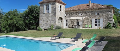 Façade Ouest maison avec piscine