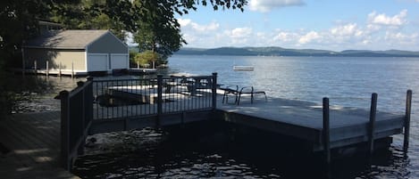 Private dock--bring your boat!!!!