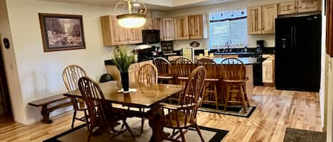 Large open concept dining room & kitchen with island/breakfast bar