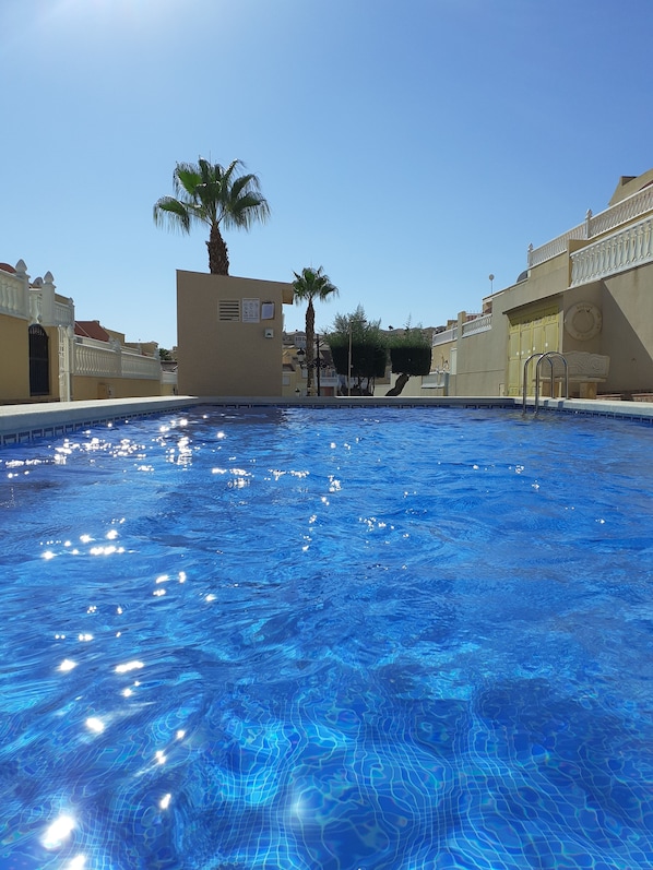 une des piscines de l appartement 